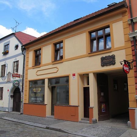 Hostel Singer Pub Ceske Budejovice Extérieur photo