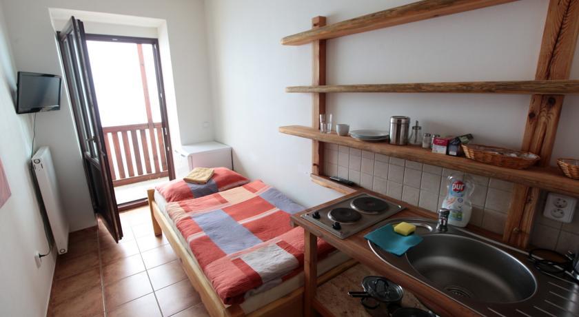 Hostel Singer Pub Ceske Budejovice Chambre photo
