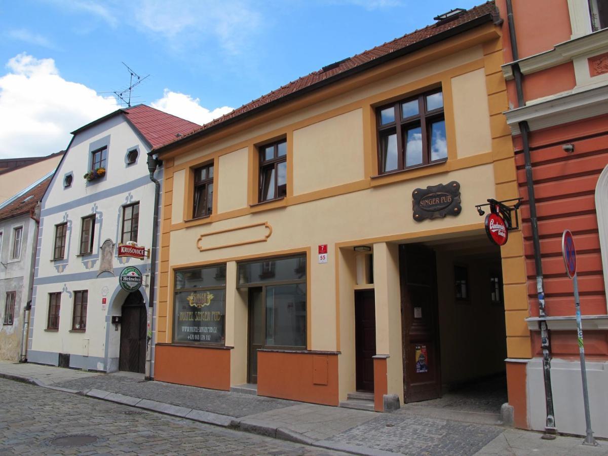 Hostel Singer Pub Ceske Budejovice Extérieur photo